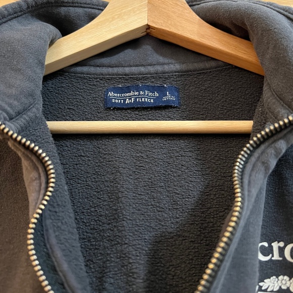 Abercrombie and Fitch Women's Dark Gray/Black Quarter Zip Sweatshirt - Picture 4 of 5